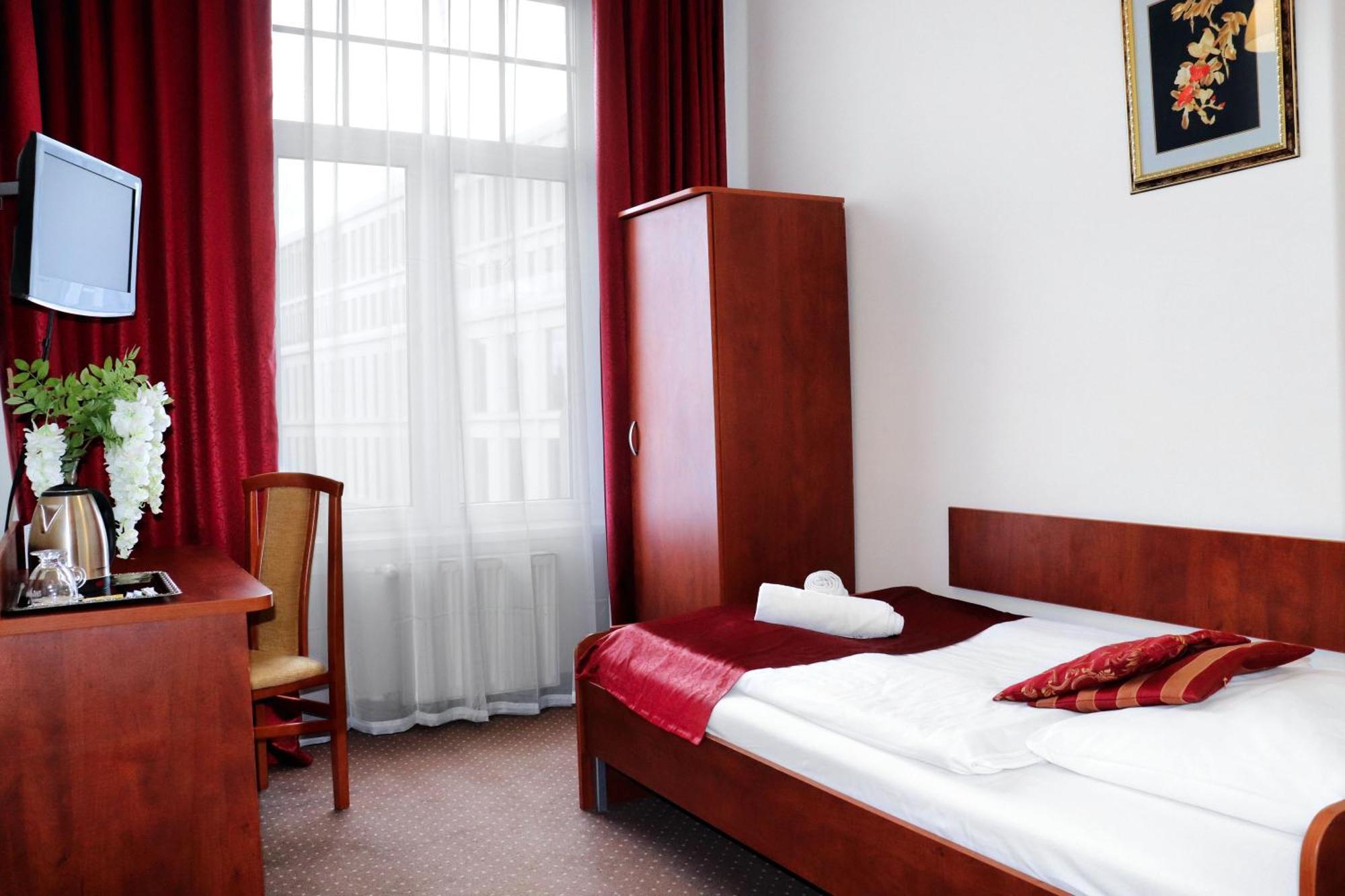 Hotel Lothus Wrocław Exterior foto